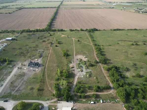 4650 Circle Dr #2671, Caddo Mills, TX 75135