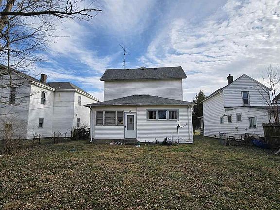 3rd image of 322 S 13th St