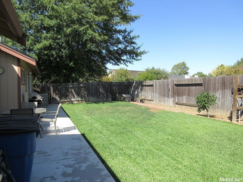 2nd image of 4411 Mykonos Way