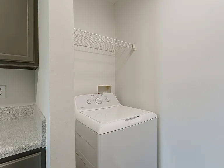The Oakley at Spring Creek — Photo 29