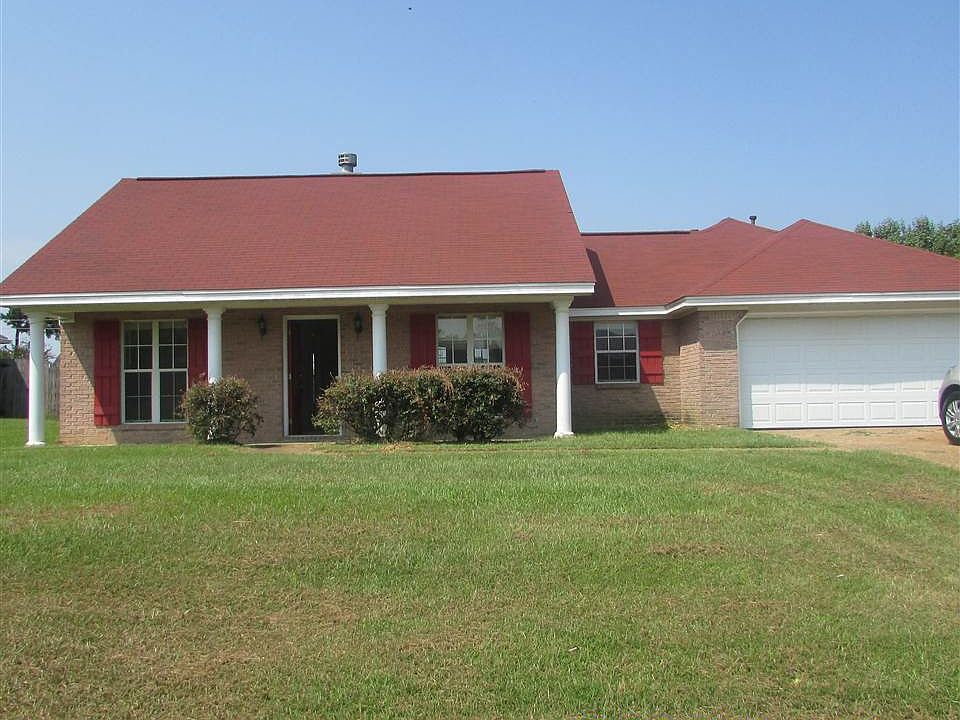 1st image of 119 Laurel Park Pl