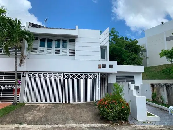 Parque Mediterraneo D1 Calle Corcega, Guaynabo, PR 00966