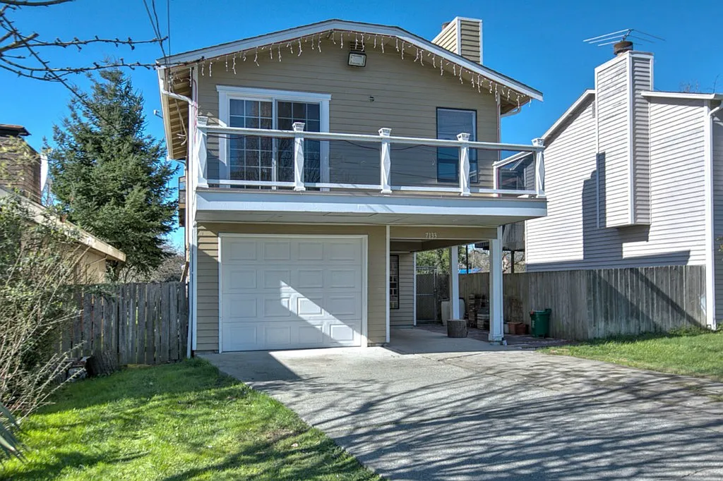 7133 45th Ave S photo 1