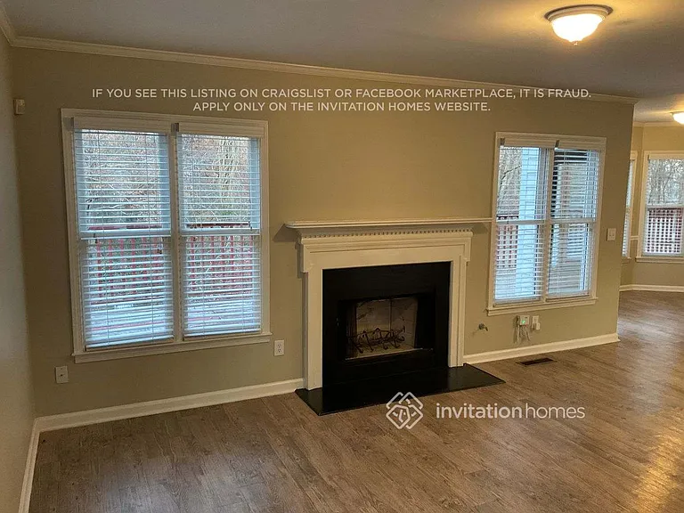 655 River Overlook Dr — Photo 2