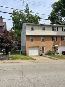 920 Berry St, Pittsburgh, PA, 15204