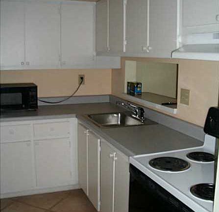4th image of 8005 SW 107th Ave APT 321