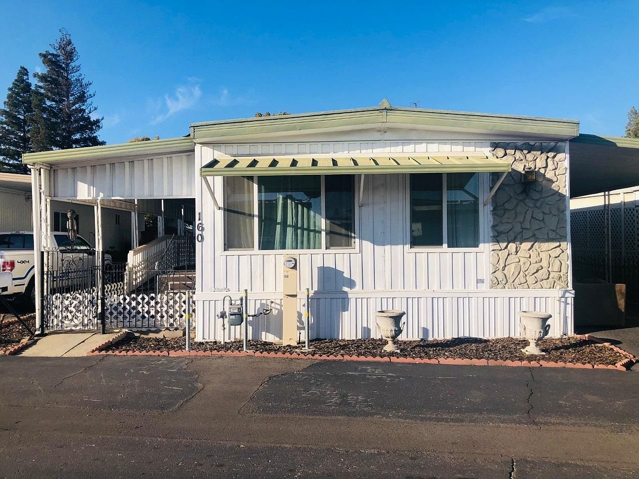 1724 Minnewawa Ave SPACE 160, Clovis, CA 93612 | Zillow