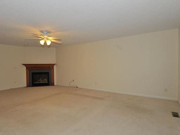 5th image of 1870 Mountainview Ct