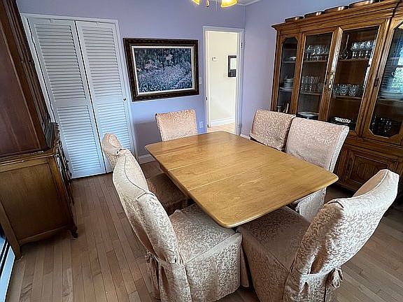 5th image of 286 Fairfield Ave
