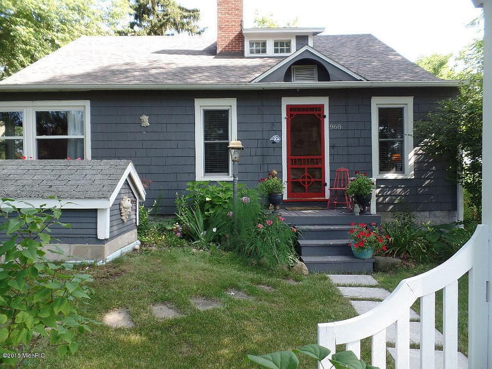1st image of 968 70th St