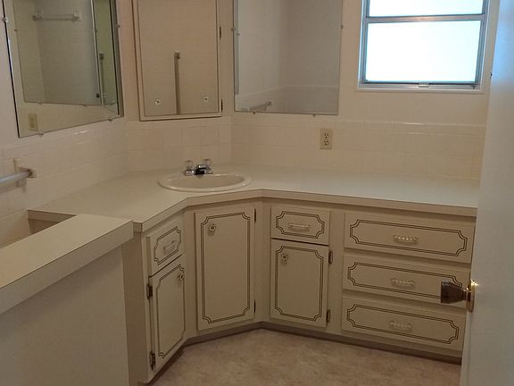 Second bathroom