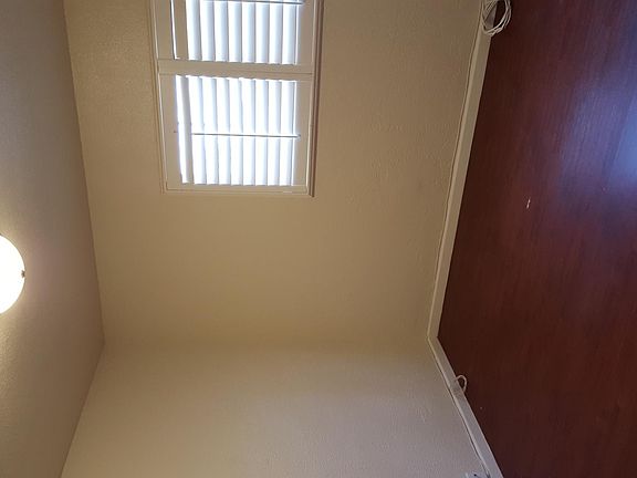 3rd image of 467 Pamela Ct