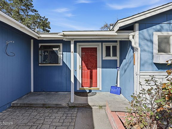 4th image of 3200 Pine Ln
