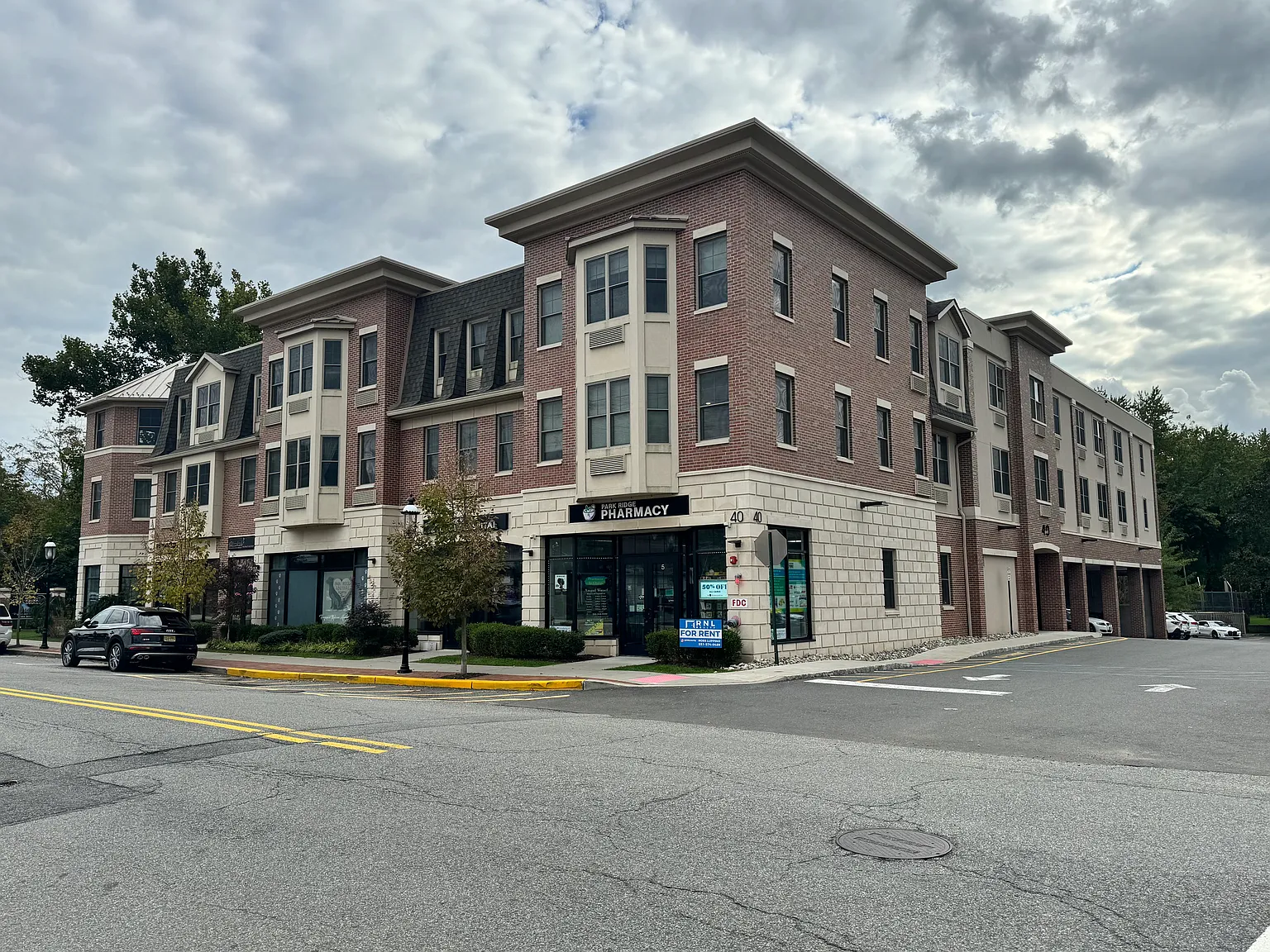 1 bed, $2,995 — Photo 1