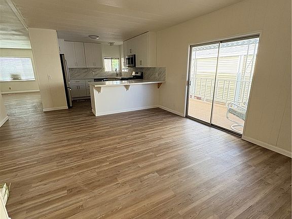 5th image of 727 S Halcyon Rd Space 3