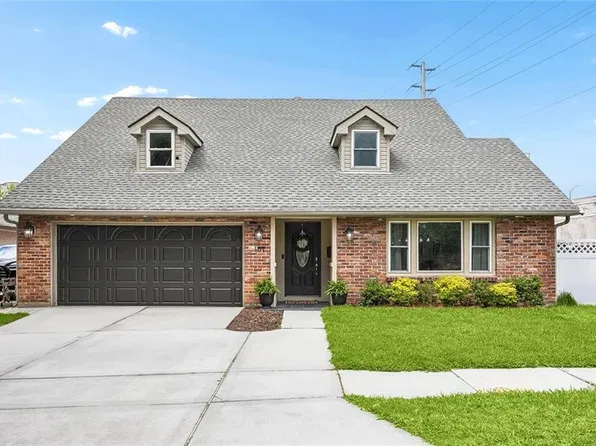 101 Country Club Dr, New Orleans, LA 70124