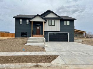 3740 Sako Ct, Rapid City, SD 57703