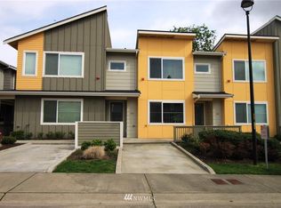 852 SW 96th Pl, Seattle, WA 98106