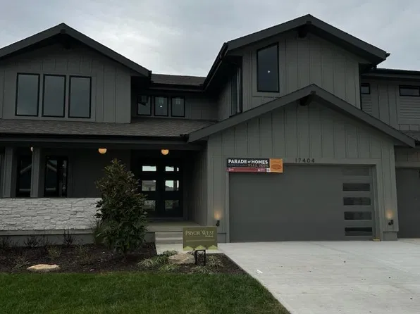 17404 Parkhill St, Overland Park, KS 66221