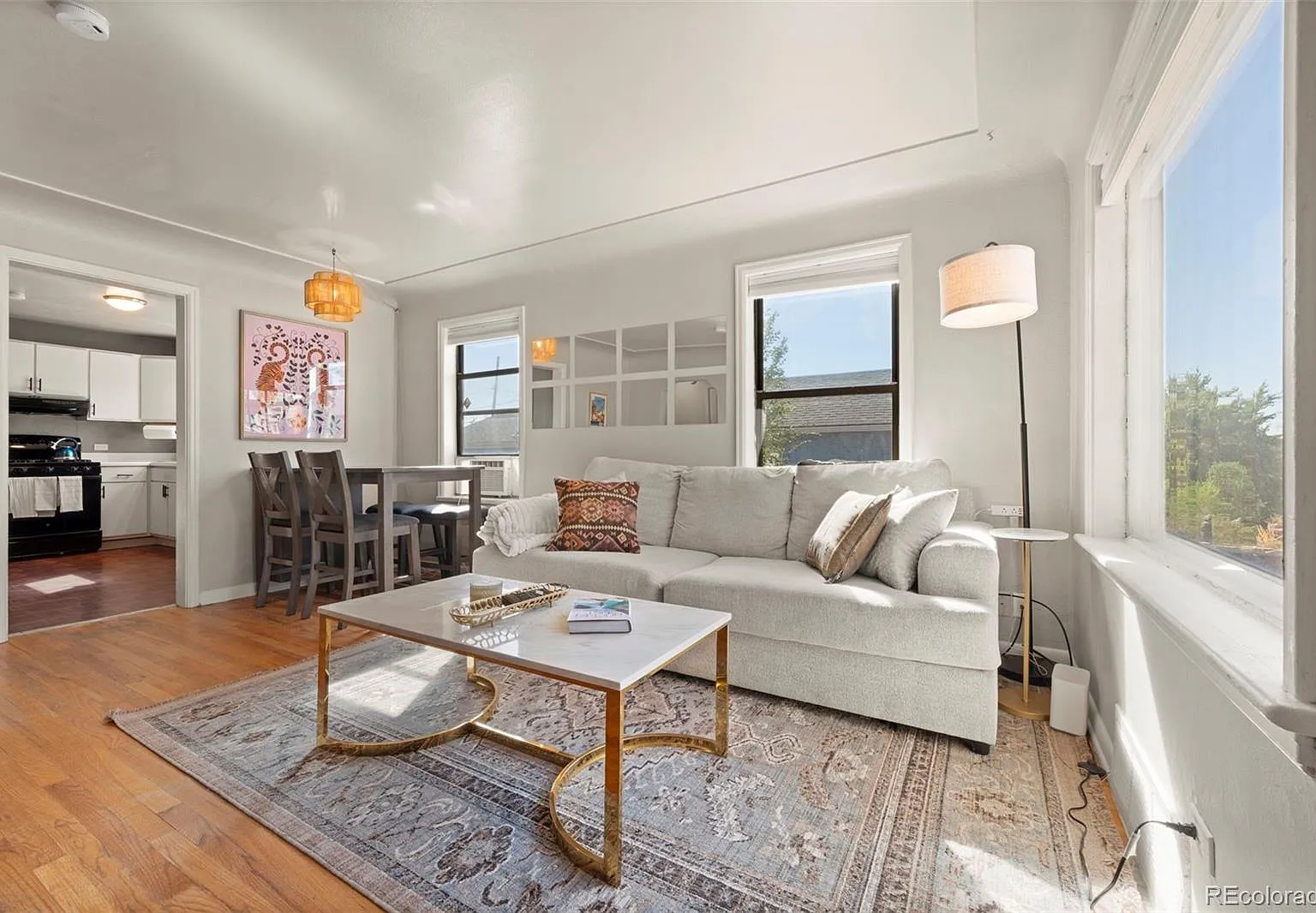 2 bed, 1.0 bath, 720 sqft, $3,000 — Photo 3