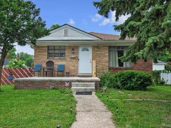 5205 Farmbrook St, Detroit, MI 48224