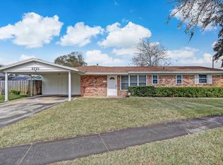 5721 Bender Ct, Jacksonville, FL 32207