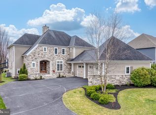 536 E Delp Rd, Lancaster, PA 17601