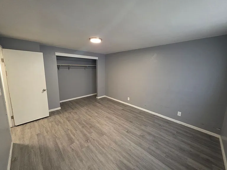 85 E 200 N #7 — Photo 13