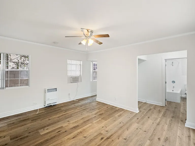 1234 N. Berendo — Photo 4