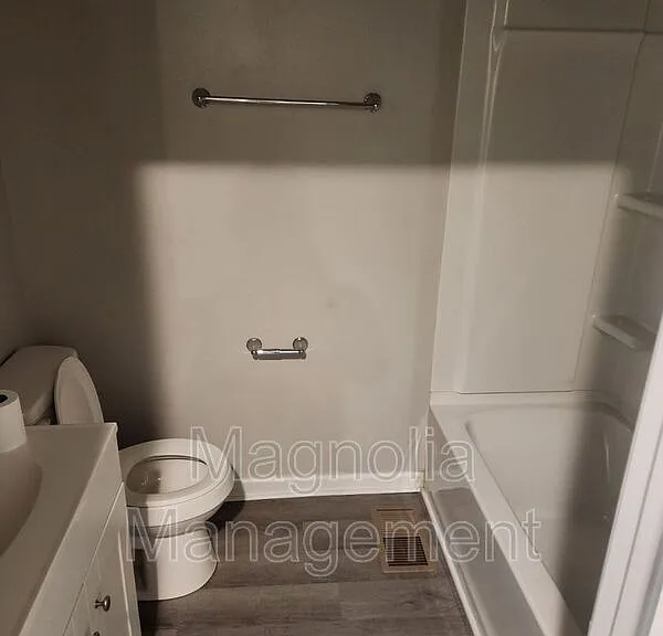 216A S Walnut St — Photo 10