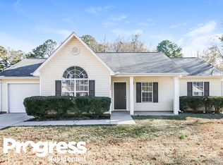 1250 N Hampton Dr, Hampton, GA 30228