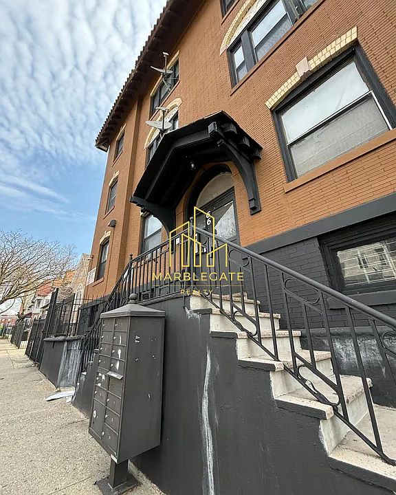 1st image of 66 N Grove St #44E