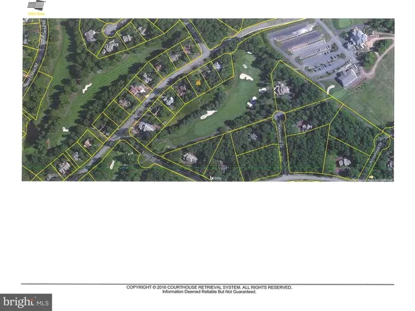 100 Wolf Hollow Rd, Lake Harmony, PA 18624