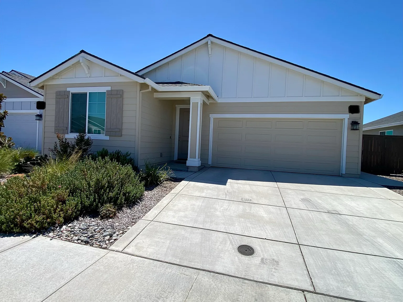 Redondo Way, Roseville — Photo 1