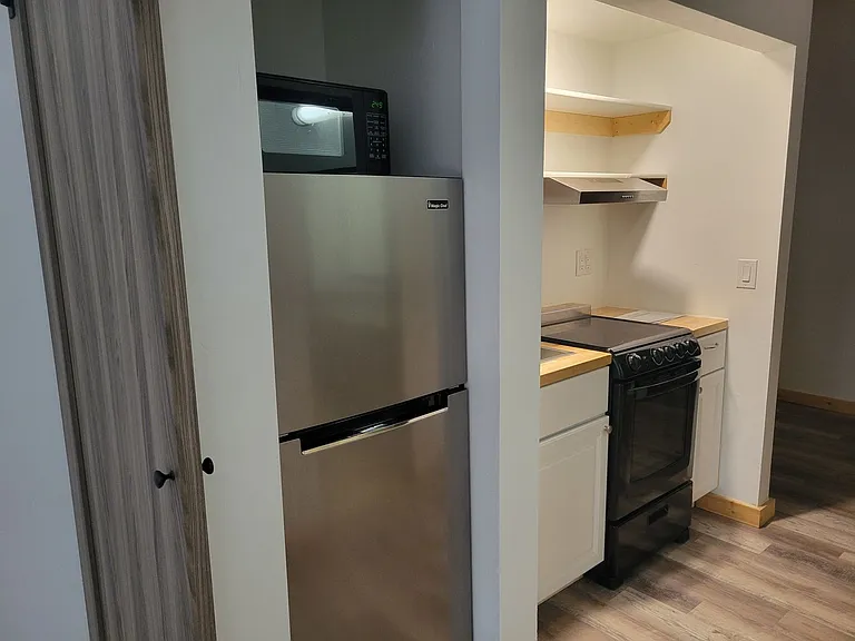 Ski Town Apartments — Photo 101