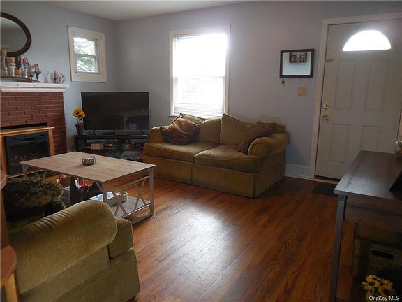 2nd image of 38 Upland Ave