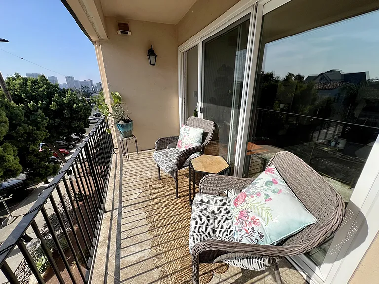 2244 2nd Ave #33 — Photo 9