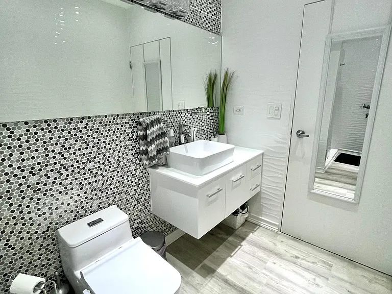 1511 Ponce De Leon Ave — Photo 18