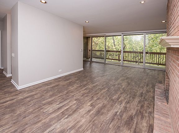 5th image of 5600 Hillcrest Ln APT 4G