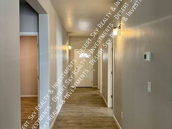 3rd image of 3938 Santa Sophia Rd