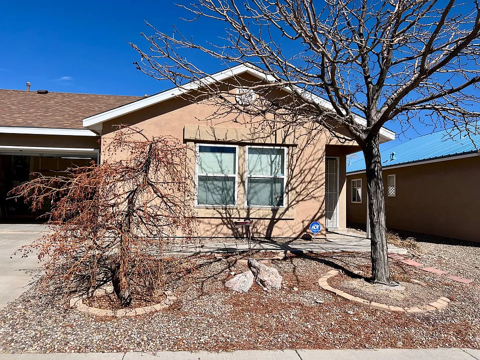 5753 Pinon Altos Rd NW