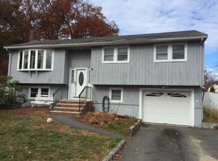 62 Cumberland Dr, Brockton, MA 02301