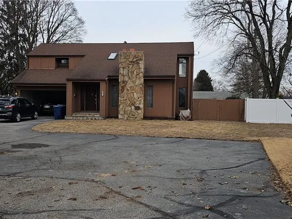 1091 Main Ave, Warwick, RI 02886