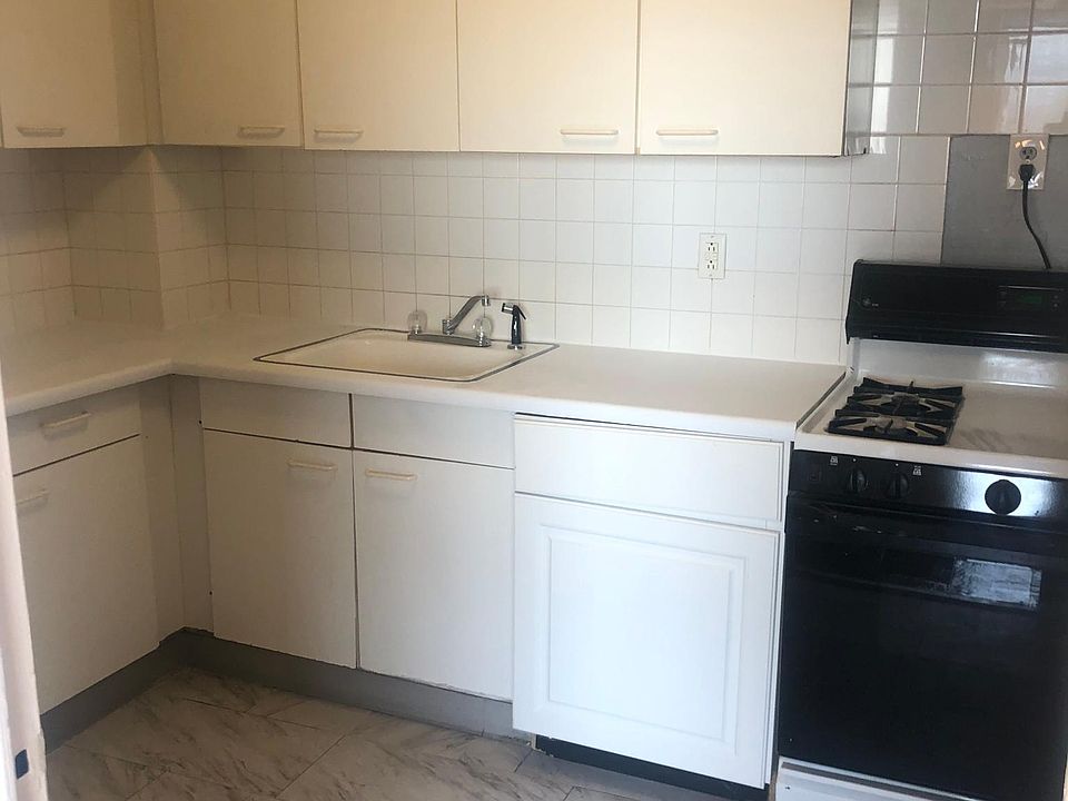 1st image of 275 Prospect St APT 12M