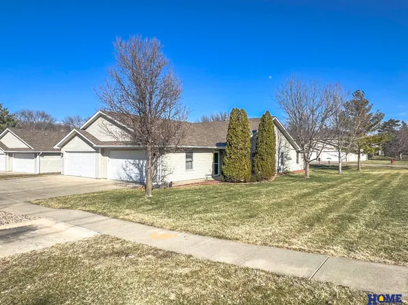 1800 W South St #1, Lincoln, NE 68528