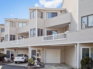 6 Seawinds Way, Long Branch, NJ 07740