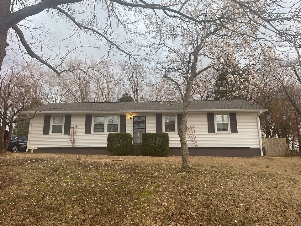 1st image of 2183 Blakemore Dr