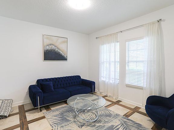 3rd image of 2032 Solar Dr
