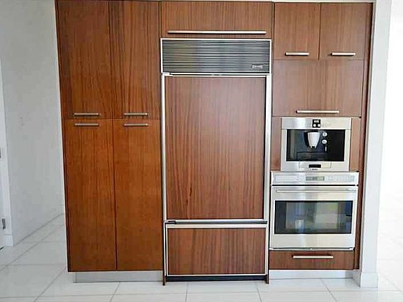 5th image of 15811 Collins Ave APT 4204