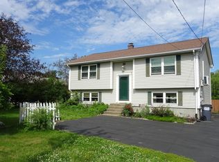 395 Main St, Easthampton, MA 01027